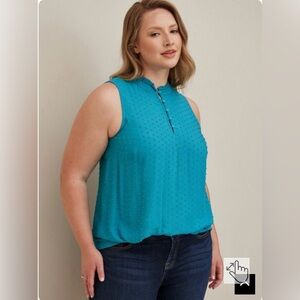 NWT✨Torrid | 0X | Blue Ruffle Sleeveless Blouse